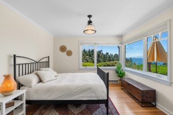 6577 Marine Drive